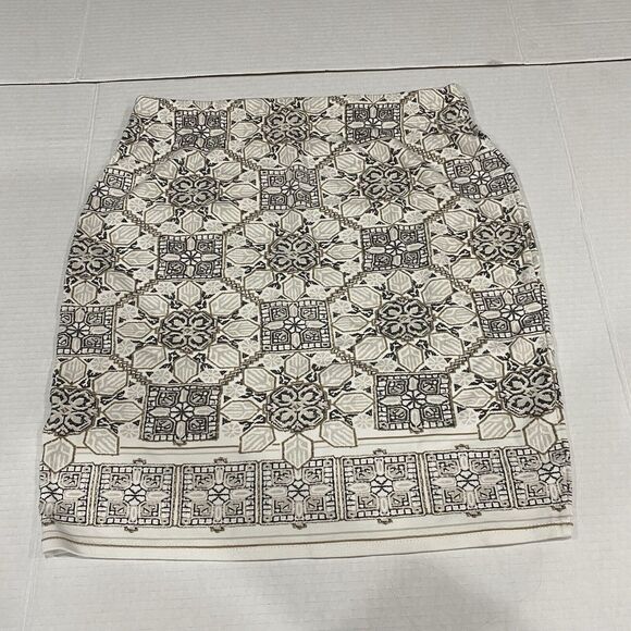 Sophie Max Womens Josseline Crochet Lace Pencil Skirt Size XS - Picture 2 of 4